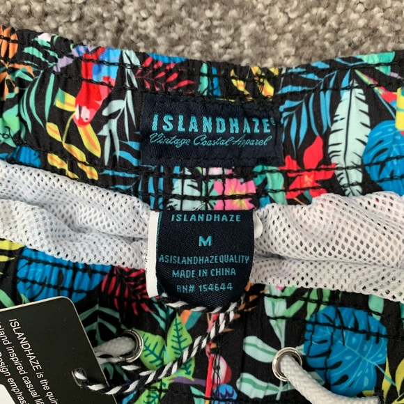 Men’s swim shorts - Picture 2 of 3